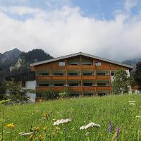 Hotel Sonnblick, hotel v mestu Wald am Arlberg