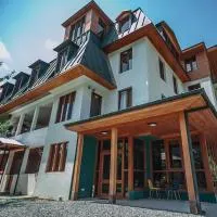 Latour Mestia, hotel i Mestia