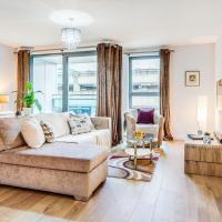 Self-contained town centre apartment Queensgate nr Marketfield by Helmswood Serviced Apartments, hotel in Redhill