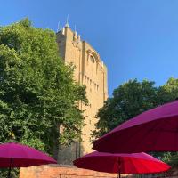 Tower Hotel, hotel in Lincoln
