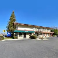 Atascadero Inn, hotell i Atascadero