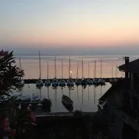 A Room with a View - Maisonnette dans bourg médiéval au bord du Lac Léman, hotel u gradu Yvoire
