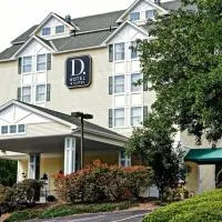 D. Hotel Suites & Spa, hótel í Holyoke