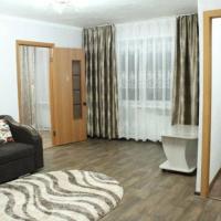 Комфортабельная 2-х комнатная квартира посуточно, hotel in Lenīnogorsk