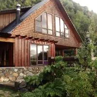 Hostal y Cabañas "El Coigüe", hotel Malalcahuellóban