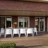 Luxurious holiday home with wellness, in the middle of the North Brabant nature reserve near Leende