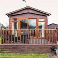 La-Serenite Lodge With Hot Tub