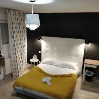 Logis Hotel- Restaurant La Haie Des Vignes Séminaires et Evènementiel, hotel em Allain