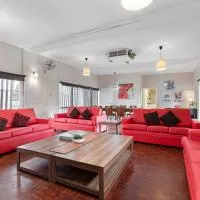 Spacious 4 Bdrms near Murray River, Pet Friendly, Hotel in Strathmerton