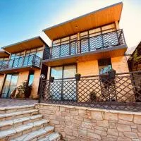 Chalet Kvariati, хотел в Kvariat'i