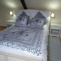LA PETITE MAISON DU SABOT, хотел в Langonnet