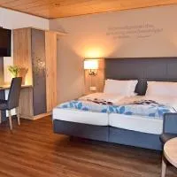 Cafe-Hotel Altreuter, ξενοδοχείο σε Nördlingen