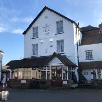 Royal Oak Hawkhurst, hotel in Kent