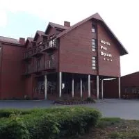 Hotel Pod Dębami, hotel em Terespol