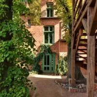Gasthaus und Pension "Zum Hauenden Schwein"、ヴェルリッツのホテル