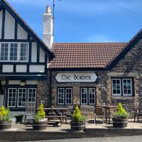 The Border Hotel، فندق في Kirk Yetholm