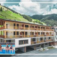 Tyrol Mountain Aparts - Urlaubsresort Hafele, hotel em Sankt Jakob in Defereggen