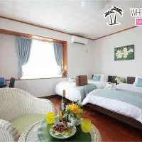 White House Miyakojima – hotel w mieście Miyako-jima