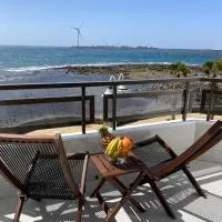 Arinaga Colors, tu casa en la playa: Arinaga şehrinde bir otel