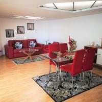 Corte Lambruschini central apartment with Free covered Parking