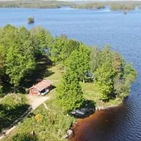 Joarsbo, Stuga 1, Sjölyckan, hotel di Kalv