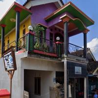 Kampoeng Tourist Homestay, hotel di Ijen, Licin