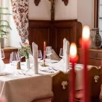 Hotel Gasthof Blaue Quelle、Erlのホテル