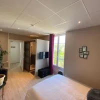 Chambre de la Poterie, hotel em Accolay