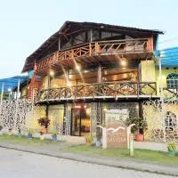 Hotel Puerto Gaviota, hotel em Tonsupa