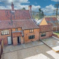 Cosy 2 Bed Cottage Cawston Norwich, hotel in Cawston
