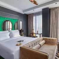 Debrah Brown, a member of Brown Hotels, hotel em Tel Aviv