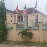 Room in Lodge - Welcome to Habitat Hotel, hotelli kohteessa Port Harcourt lähellä lentokenttää Port Harcourtin kansainvälinen lentoasema - PHC 