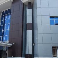 Room in Lodge - Royal Park Hotel Suite Asaba: Asaba'da bir otel