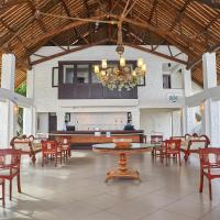 Jacaranda Indian Ocean Beach Resort, hotel in Diani Beach