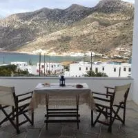 KIRIKOS ROOMS, hotel en Sifnos