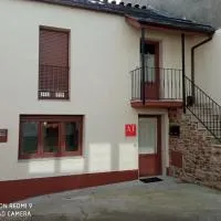 Apartamentos Fons sacrata, хотел в Фонсаграда