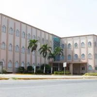 Hotel Baez Paraiso, מלון בפראיסו