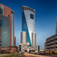 Staybridge Suites Dubai Internet City, an IHG Hotel, hotel di Dubai Internet City, Dubai
