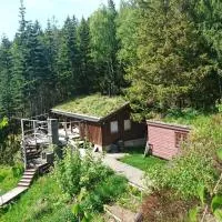Cottage - Sleeps 6 - Parking - Patio, hotel u gradu 'Ytteroy'
