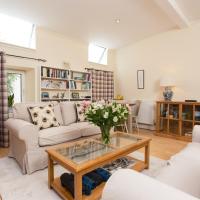 Luxury Morningside Cottage with Patio, מלון ב-מורנינגסייד, אדינבורו