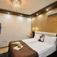 Fantasy Apartaments and studios Avenue комплекс Фантазия Хисаря, viešbutis mieste Chisaria