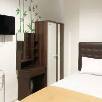 SAS Guest House Mitra RedDoorz At Darmo Park 2 Surabaya, hotel v oblasti Dukuh Pakis, Surabaja