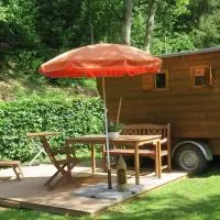 Bienenwagen der Naturheilpraxis Melchger, hotel en Wildberg