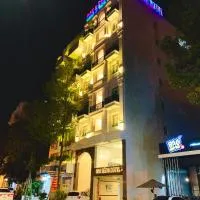 SAO BĂNG HOTEL, отель в городе Thu Dau Mot