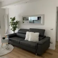 Home Leopardi HUMANITAS , Assago Forum, ieo INTERO APPARTAMENTO, hotel u gradu Rocano