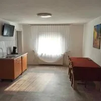 Apartments zum stillen Winkel, hotel v destinácii Niederbreitbach