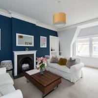 Bright 2 bed apartment North Berwick High Street, hotel in Haddington