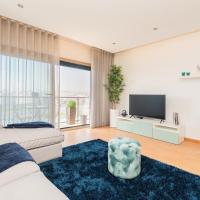 Modern Deco Apartment with Balcony, hotel v Lisabone (Santa Clara)