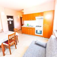 Apartment Anica, Hotel in Novalja