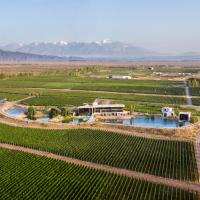 Casa de Uco Vineyards and Wine Resort – hotel w mieście Los Árboles